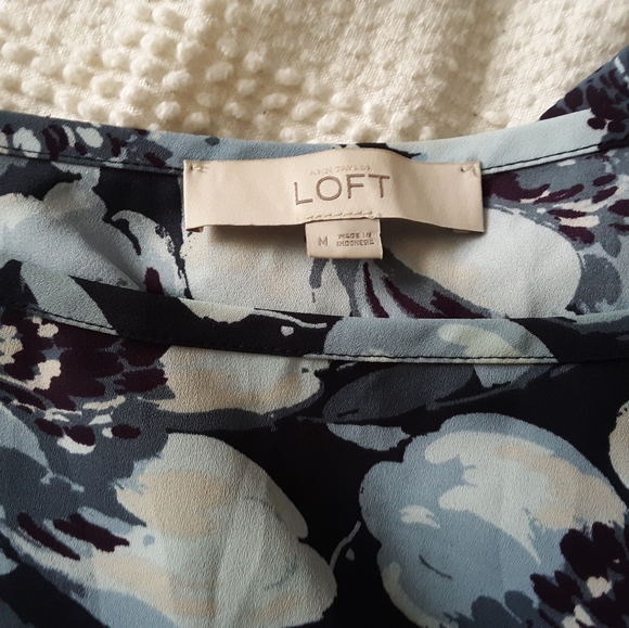 The Loft Print Blouse - Picture 7 of 8